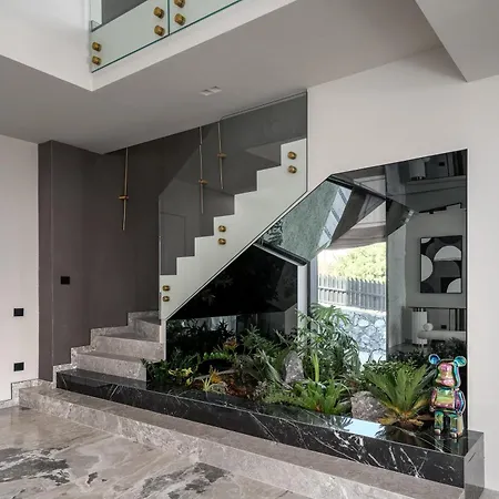 Villa Alicanto K1 Polychrono